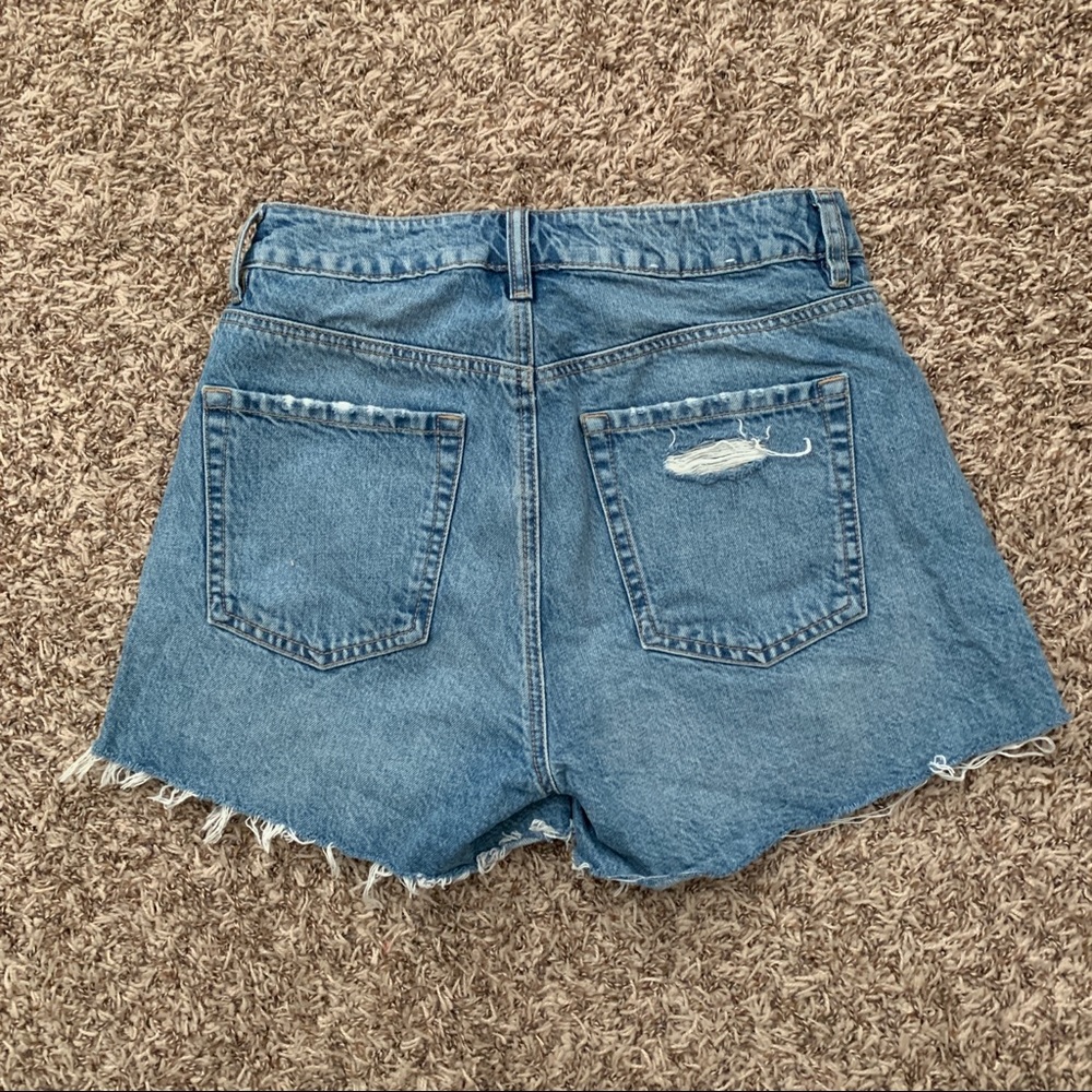 Garage Denim Mom Shorts - Picture 7 of 7